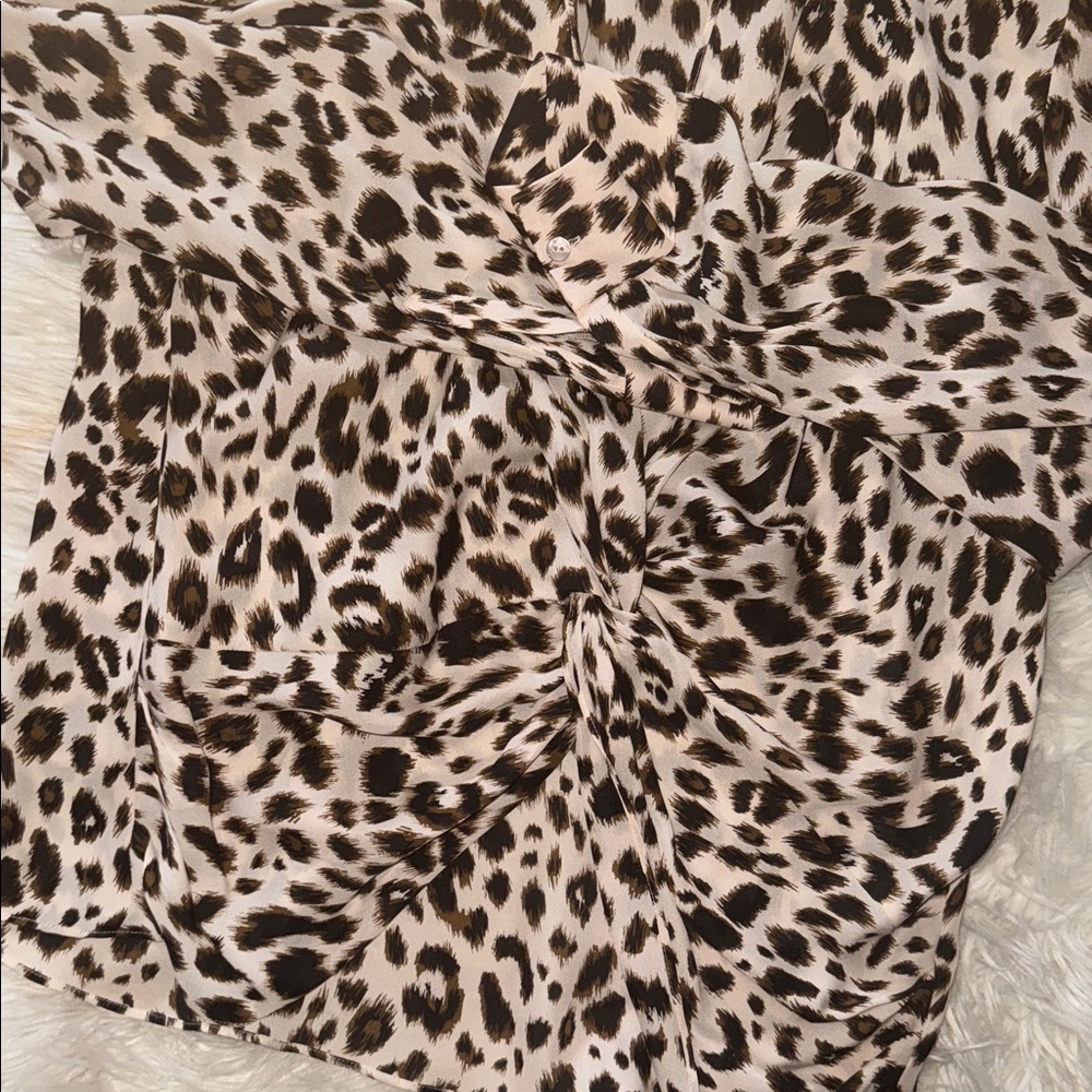 L'AGENCE 100% Silk Mariposa blouse - Picture 7 of 7